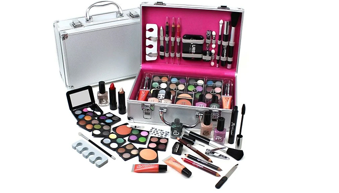 60 Piece Vanity Case