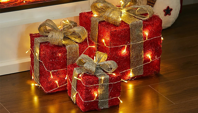 Set Of 3 LED Light Up Festive Christmas Gift Parcel Box - 3 colours