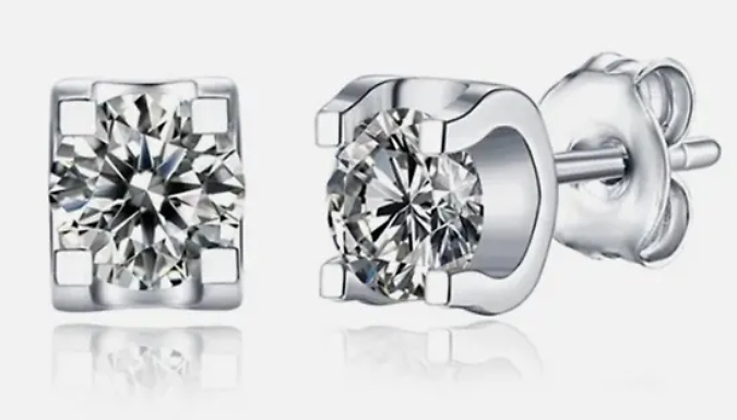 Lucky Sparkle Moissanite Earrings