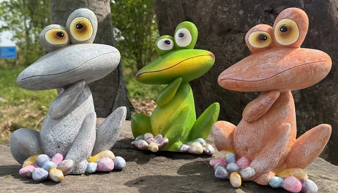Cute Resin Frog Garden Ornament - 3 Colours
