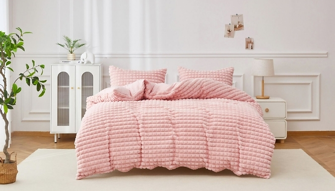 PRE-SALE: Luxurious Ultra-Soft Faux Fur Duvet Set – Ultimate Comfort & Style