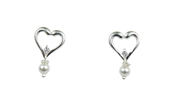 White Gold Heart Simulated Pearl Earrings