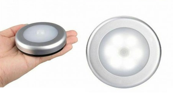 1, 2, 4 or 6-Pack of 6-LED Battery Infrared Sensor Nightlights - 2 Colours