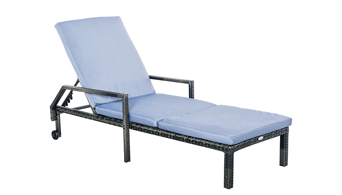 Outsunny Rattan Wicker Lounger with Cushions