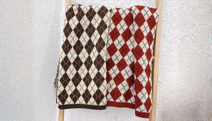 Plaid Print Knitted Scarf - 3 Colours