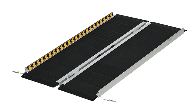 HOMCOM Non-Slip Folding Wheelchair Ramp - For Home, Steps, Curbs and More!