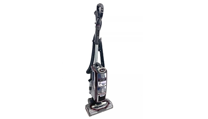 Shark Lift-Away Upright Vacuum Cleaner (NV681)