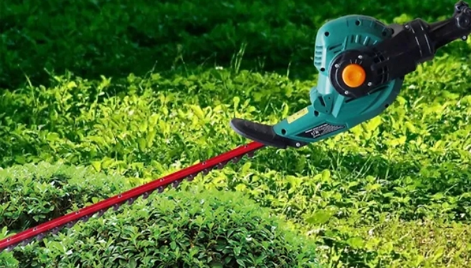 450W Multi-Angle Adjustable Hedge Trimmer!