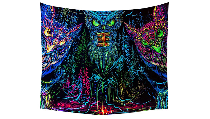 UV Reactive Glow in the Dark Tapestry Blanket - 9 Designs & 6 Sizes