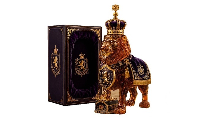 Lion-Shaped Decanter Bottle