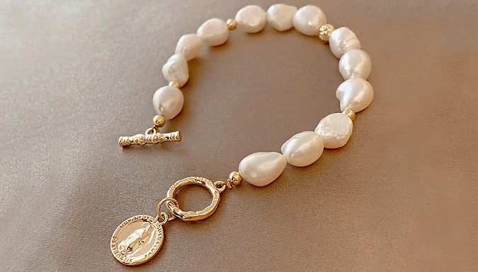 Fresh Water Pearl Bracelet With Gold Charm