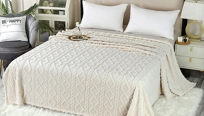 Lightweight Fluffy 3D-Jacquard Blanket - 7 Colours, 4 Sizes!