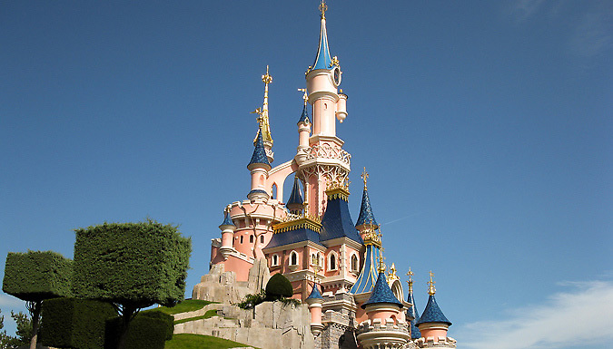 2-4 Night Hotel Stay With Flights and Disneyland Paris Park Tickets