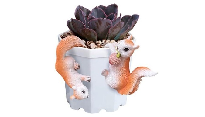 Cute Hanging Squirrel Ornament Set