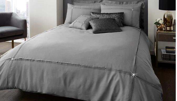 Aura Duvet Cover and Pillowcase Set - 2 Colours, 4 Sizes