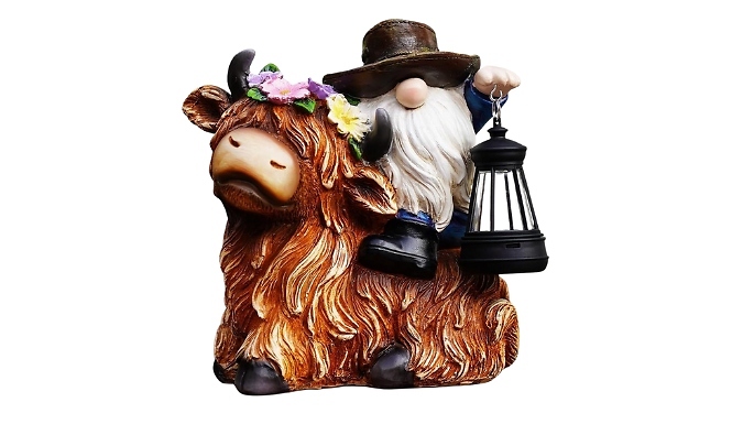 Solar-Powered Highland Cow Garden Light