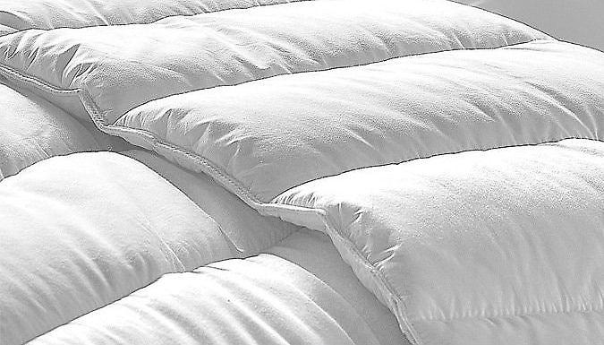 13.5 or 15.0 Tog Hollowfibre Duvet Set with 4 Pillows