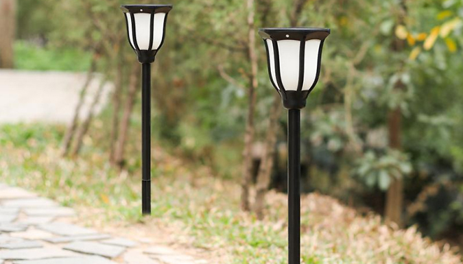 3-in-1 Flame Effect Solar Garden Lamp - 1 or 2