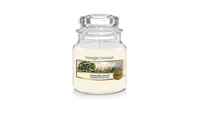 Christmas Scented Yankee Candle - 2 Scents & 2 Sizes