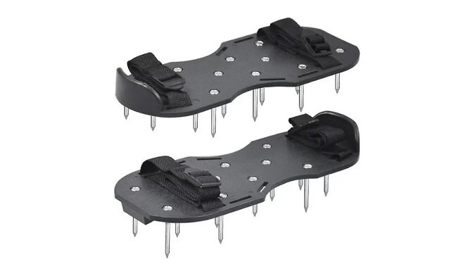 Garden Lawn Aerator Spike Shoes - Black or Green