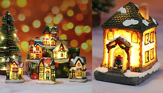 Light-Up Christmas House Decorations - 10 Designs 