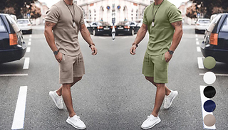 Men's Solid Colour T-Shirt and Shorts Set - 5 Colours & 5 Sizes